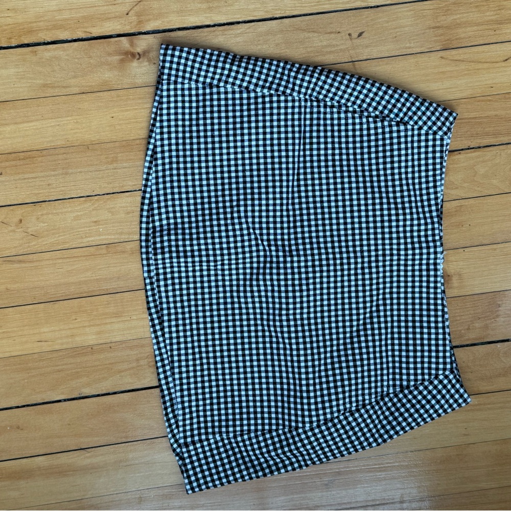 Urban Outfitters Gingham Black and White Skirt